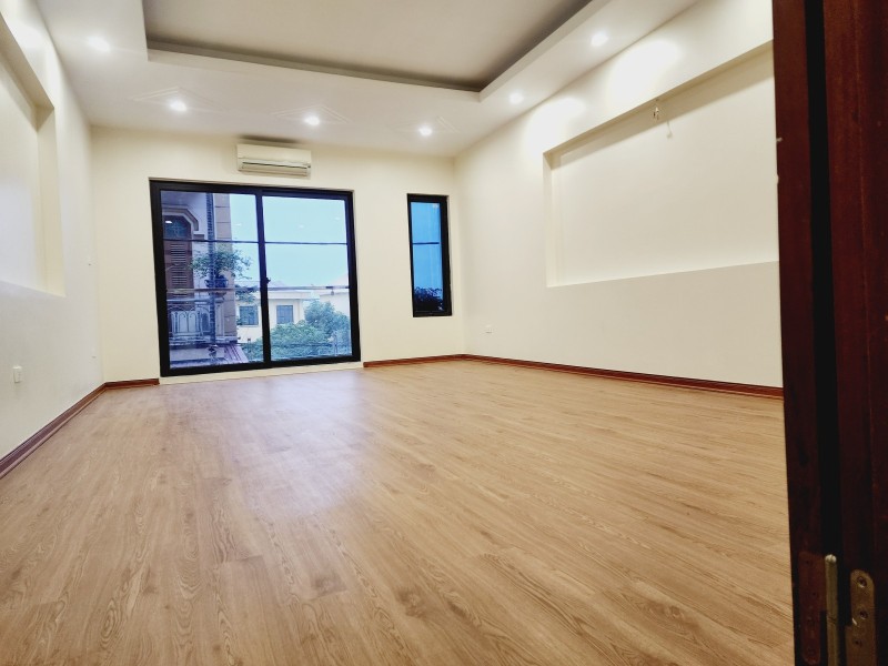 Bán nhà Tư Đình,Long Biên 5 tầng,65m,mt4.7m oto tránh nhỉnh 16 tỷ - Ảnh 4